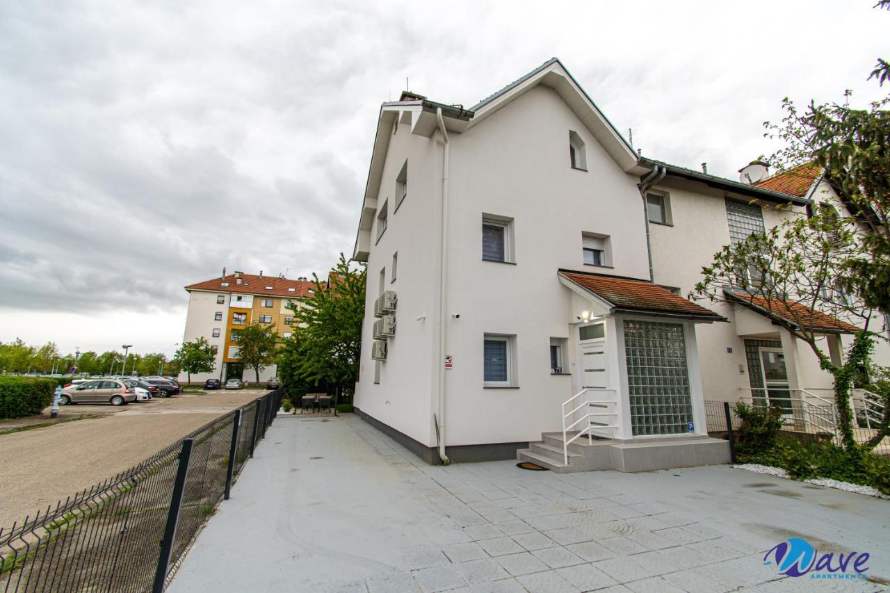 Modern Apartments Wave Near The Airport Velika Gorica Extérieur photo