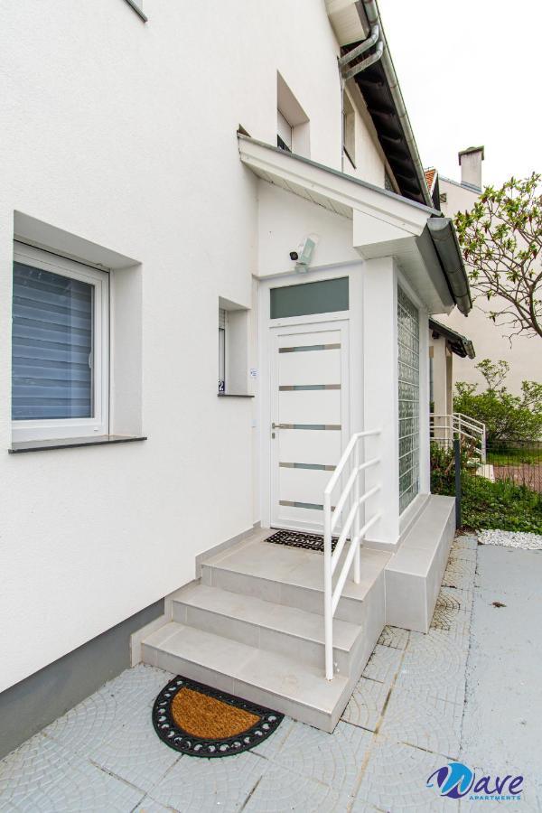Modern Apartments Wave Near The Airport Velika Gorica Extérieur photo