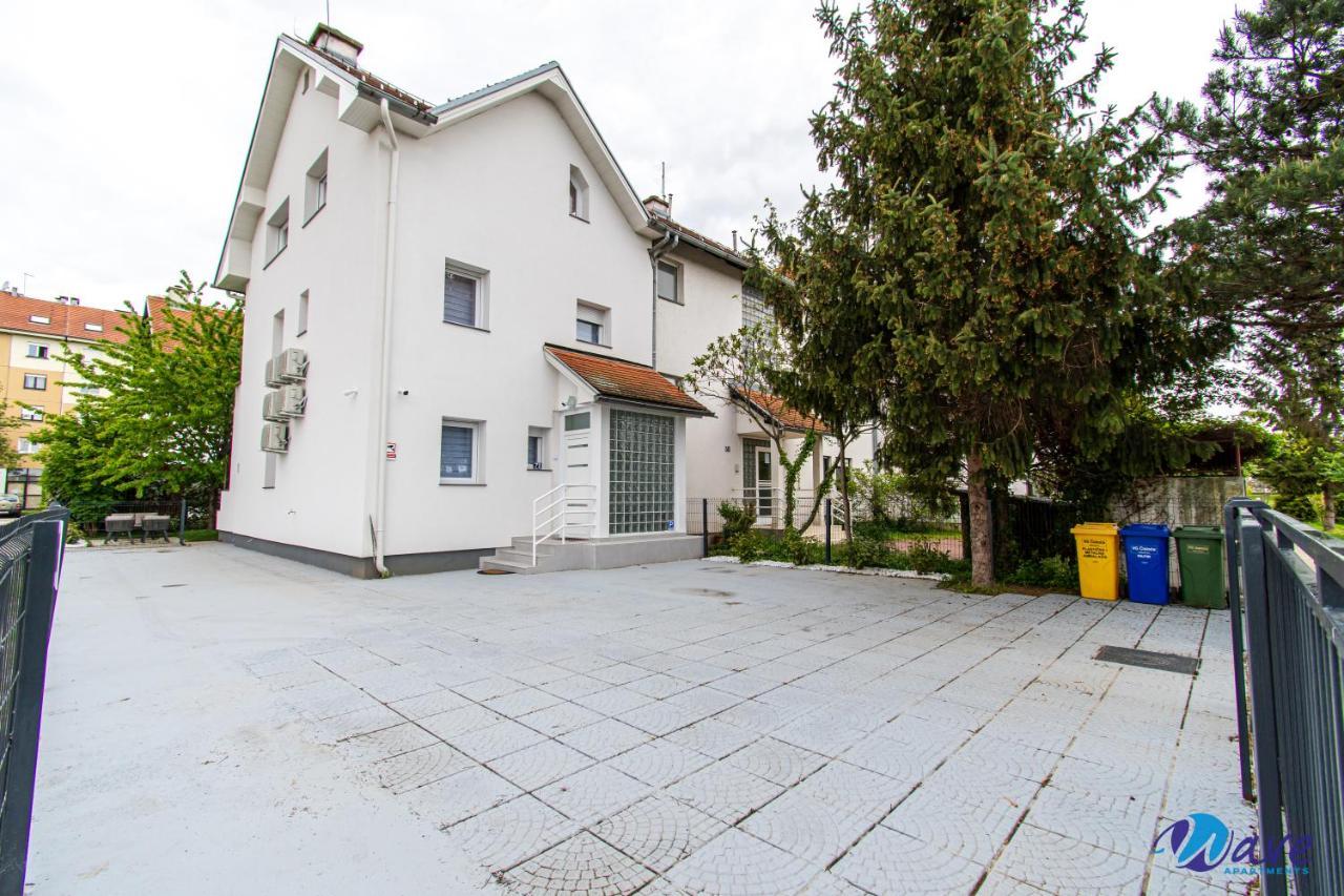 Modern Apartments Wave Near The Airport Velika Gorica Extérieur photo